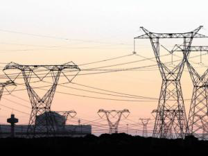 1-8月全社會用電量同比增長4.5% 三產(chǎn)用電量增長較快